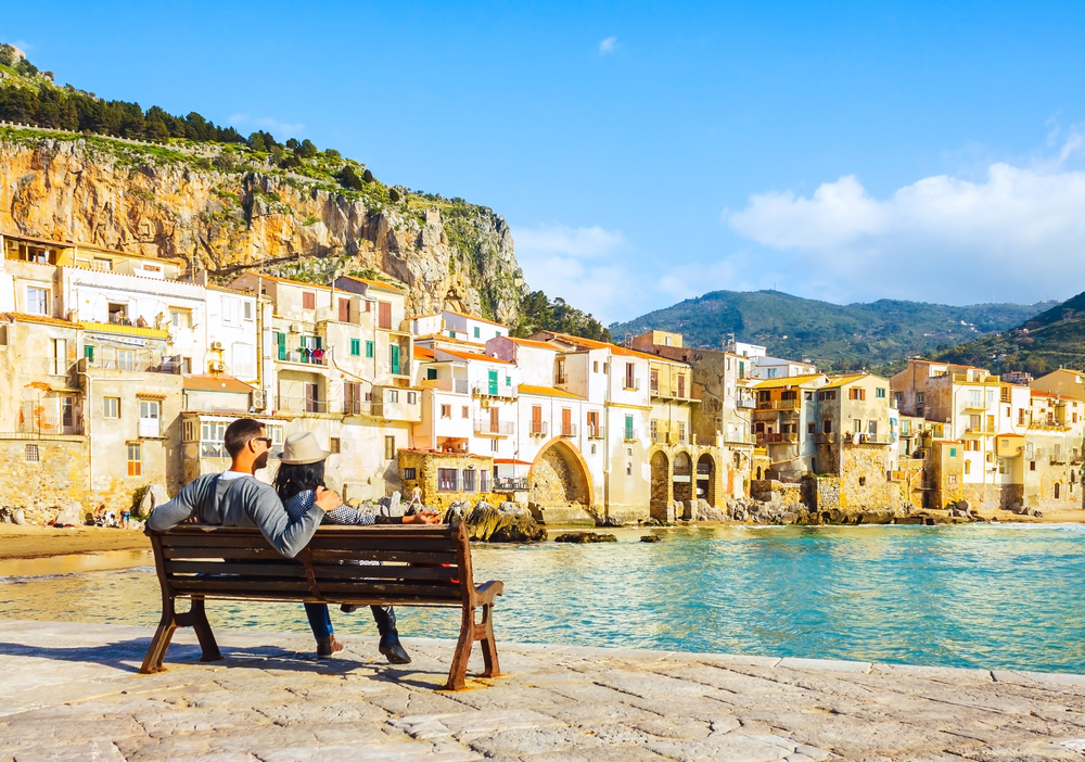 Couple bord de mer - Sicile