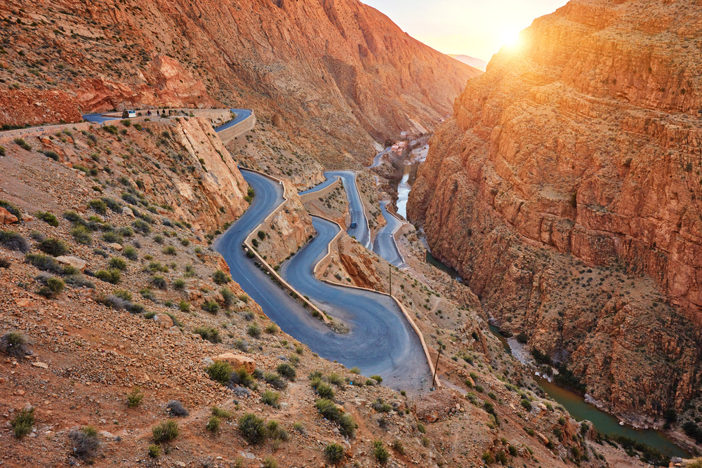 lacets route du Dadès du Maroc