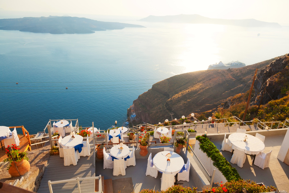 Restaurant à Fira à Santorin, Grèce