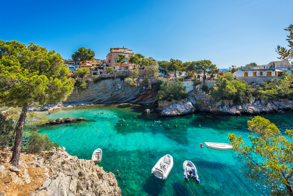 Vue sur Crique de Cala Fornells à Majorque, Baléares