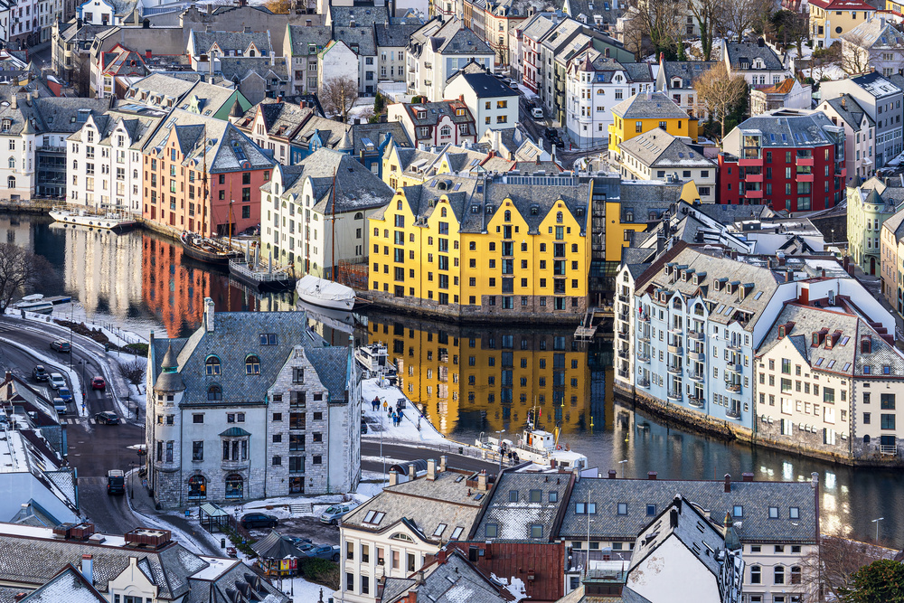 Vue sur la ville de Alesund, Norvège