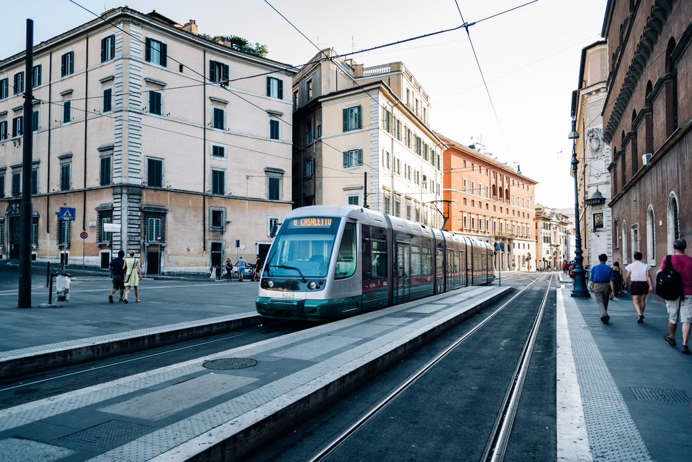 Tramway dans les rues de Rome, Italie